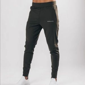 NWT Alphalete Pro-Elite Joggers Wren - M